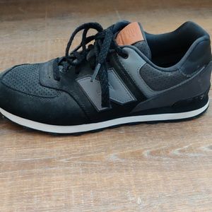 Black and Grey New Balance shoes